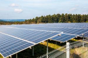 Photovoltaik Solaranlage – Bürgerbeteiligungsanlage Erddeponie in Peterzell erzeugt Solarstrom