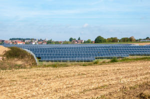 Photovoltaik Solaranlage – Bürgerbeteiligungsanlage Erddeponie in Peterzell erzeugt Solarstrom