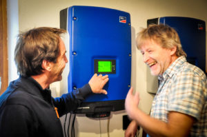 Inbetriebnahme von Solaranlage mit Batteriespeicher beim Kunden