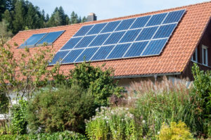 Photovoltaik Solaranlage – Privathaus in Alpirsbach erzeugt Solarstrom